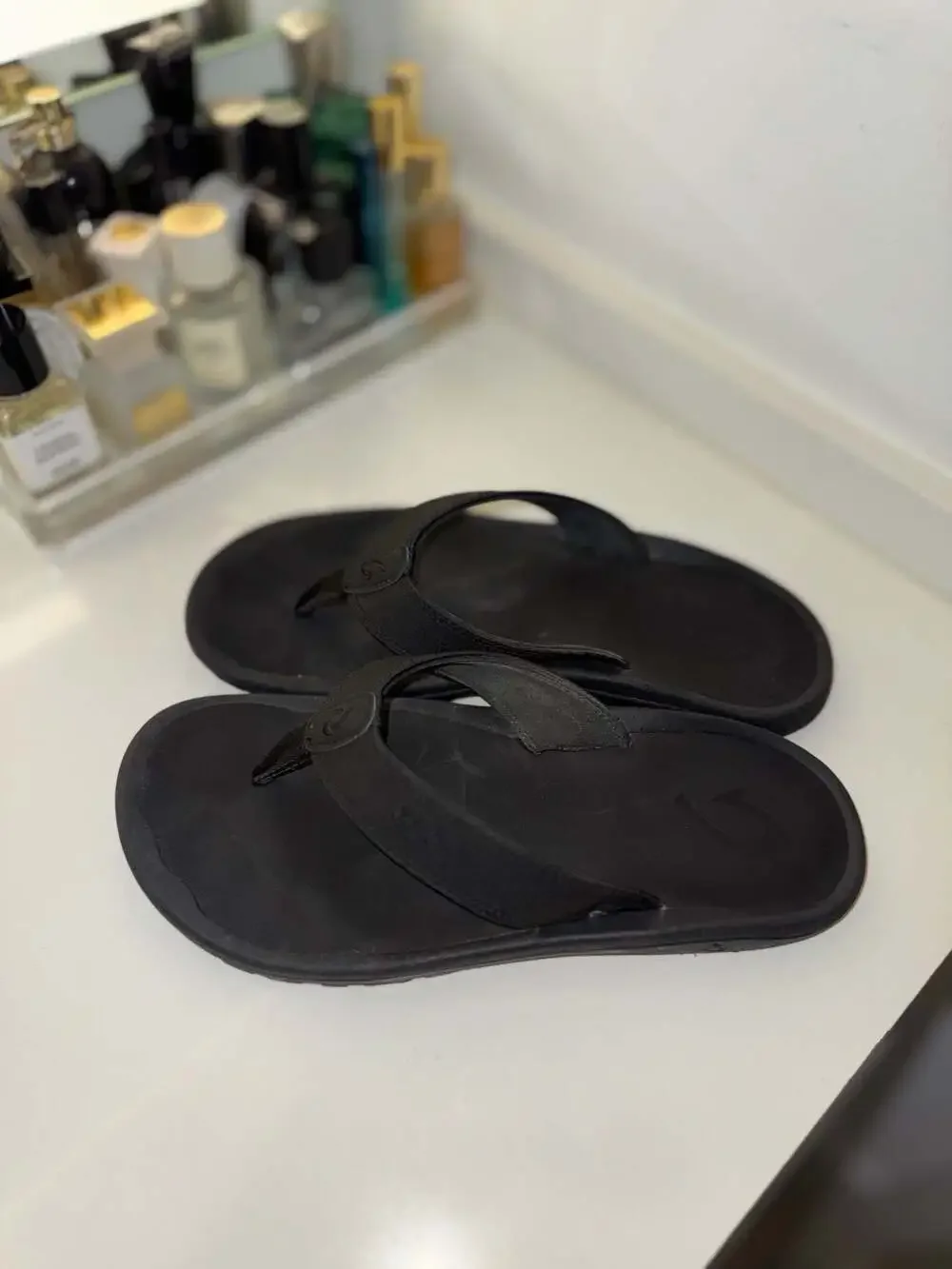 OluKai Ohana Men's Beach Sandals Black Size 11